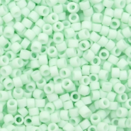 Miyuki Perlen 11/0 delica's Opaque matte light mint green