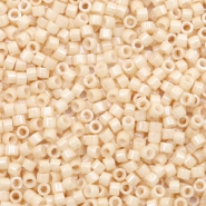 Miyuki Perlen 11/0 delica's Ceylon antique beige