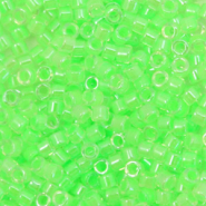 Miyuki Perlen 11/0 delica's Luminous mint green DB-2040