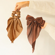 Neues Schauen Sie unsere Komplette Kollektion Haarschmuck hier