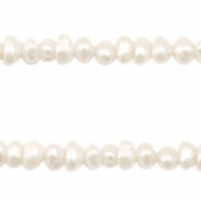 BQ S&uuml;sswasser Perlen vertikales F&auml;delloch 5mm Natural white