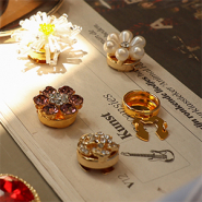 Neues Entdecke hier alle Button-Cover