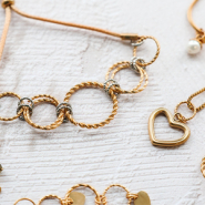 Inspirationsets Schmuck entwerfen: So gehts mit Zubehör aus Edelstahl