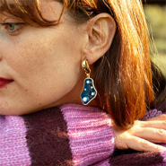 Inspirationsets Vom extravaganten Statement-Anhaenger zu einzigartigem Schmuck 