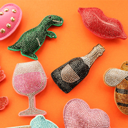 Inspirationsets Vervollständigen Sie Ihre Kollektion mit trendigen Statement-Anhängern