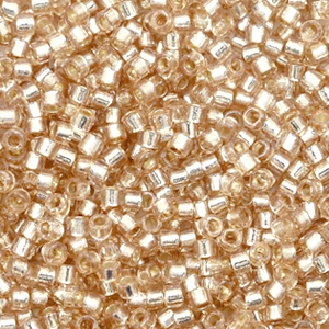 Miyuki Perlen 11/0 delica's Duracoat silverlined dyed mica brown