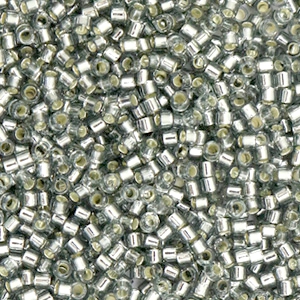 Miyuki Perlen 11/0 delica's Silverlined light gray DB-48