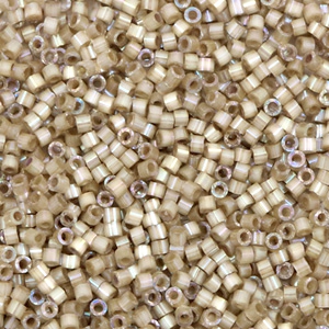 Miyuki Perlen 11/0 delica's Silk satin dyed smokey quartz brown DB-680