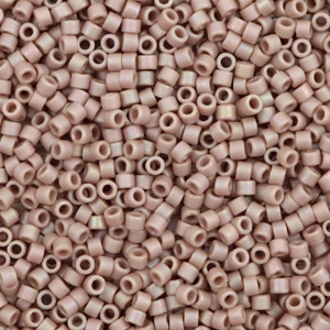 Miyuki Perlen 11/0 delica's Opaque glazed frosted rainbow lavender DB-2305