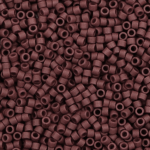 Miyuki Perlen 11/0 delica's Opaque matte currant brown DB-1584