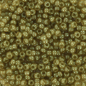 Miyuki 11/0 Rocailles Ceylon translucent celery green 11-2374