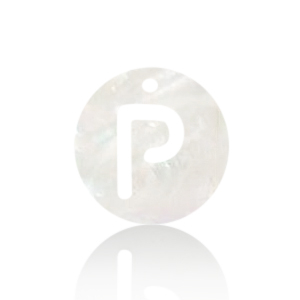 Anh&auml;nger Muschel S&uuml;&szlig;wasserperlmutt Buchstaben P White (Naturliche Farbe Muschel)