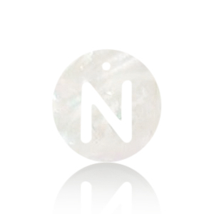 Anh&auml;nger Muschel S&uuml;&szlig;wasserperlmutt Buchstaben N White (Naturliche Farbe Muschel)