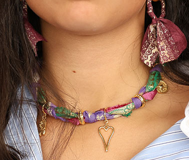 Seidenband-Sari beim &ldquo;Schmuck Perlen Gro&szlig;handel&rdquo; kaufen