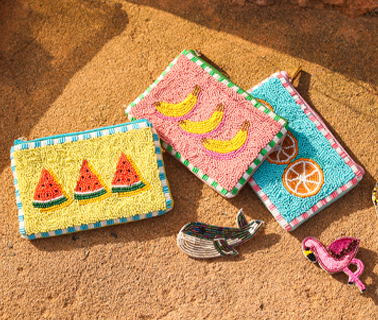 Strandtaschen, Etuis und Geldbeutel