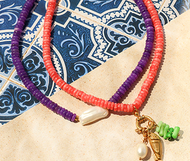 Neue charaktervolle Serie mit Natursteinperlen