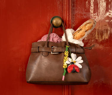 Neue Serie mit trendigen Taschenanhängern Neue Serie mit trendigen Taschenanhängern