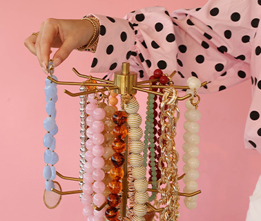 Neue stilvolle Displays und praktische Accessoires 