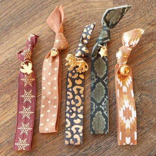 Selbst Armb&auml;nder und Haarb&auml;nder machen aus Elastischem Band