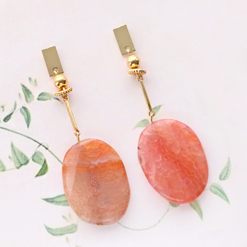 Schmuck aus Halbedelsteinperlen in warmen Farben