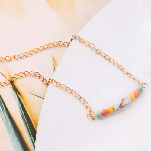 Machen Sie Ihre eigenen Armb&auml;nder mit passenden Ohrringen aus neuen Natursteinperlen