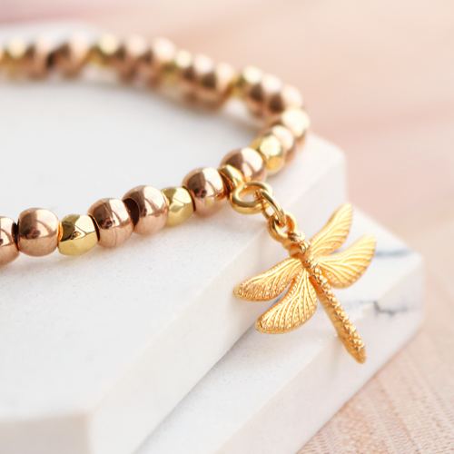 Sehen Sie hier, wie Sie aus Naturstein Perlen den sch&ouml;nsten Schmuck machen k&ouml;nnen: