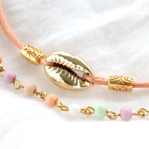 Lassen Sie sich inspirieren: Machen Sie Ketten und Ohrringe mit Acrylperlen wie folgt: