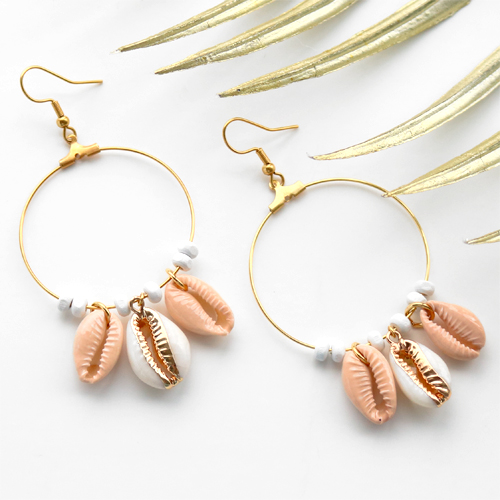 Mit Muschelperlen k&ouml;nnen Sie diesen Sommer Schmuck jetzt selbst herstellen: