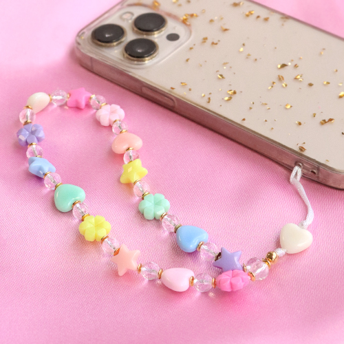 So integrieren Sie Acrylperlen in Ihrer Sommerkollektion