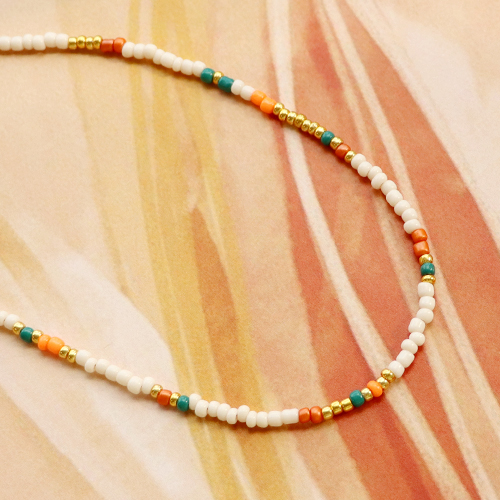 So fertigen Sie Schmucksets mit Rocailles 