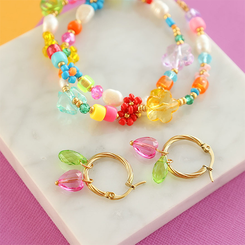 Inspirationszeit mit Acrylperlen in Sommerfarben