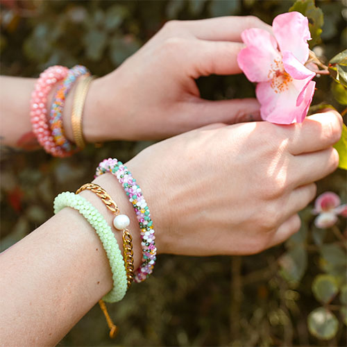 So integrieren Sie Top-Facett-Ohrring-Komponenten und Armb&auml;nder in Ihre Kollektion