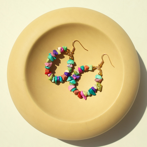 Schmuckdesigns mit Chips-Glasperlen