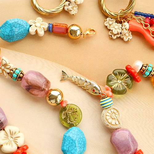 Acrylperlen mit Akzenten 