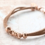 Schmuck Inspiration mit rosegold DQ Metall in Kombination mit verschiedenen Reihmaterialien!