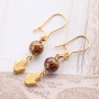 Schmuck in Trendfarben und mit goldenen Details aus neuen Jade Natursteinperlen