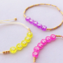 Entwerfen Sie trendige Sommerartikel mit Macram&eacute; Band und Acryl Buchstabenperlen