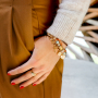 Get inspired: Aussagekr&auml;ftiger Schmuck im Stile &bdquo;Spirited Comfort&ldquo; liegt diesen Herbst/Winter voll im Trend.