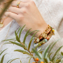 Get inspired: Aussagekr&auml;ftiger Schmuck im Stile &bdquo;Spirited Comfort&ldquo; liegt diesen Herbst/Winter voll im Trend.