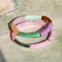 Entwerfen Sie mit Acrylperlen Tubs eine trendige Armbandkollektion 