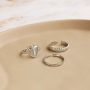 Ring Stacking: So kann man Ringe aus Edelstahl tragen